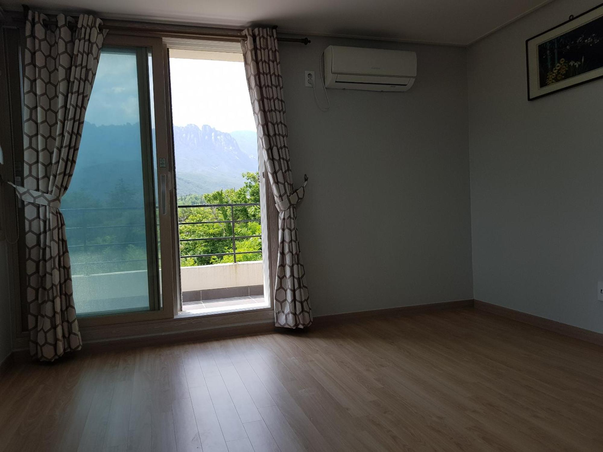 Gilson Guesthouse Sokčcho Exteriér fotografie
