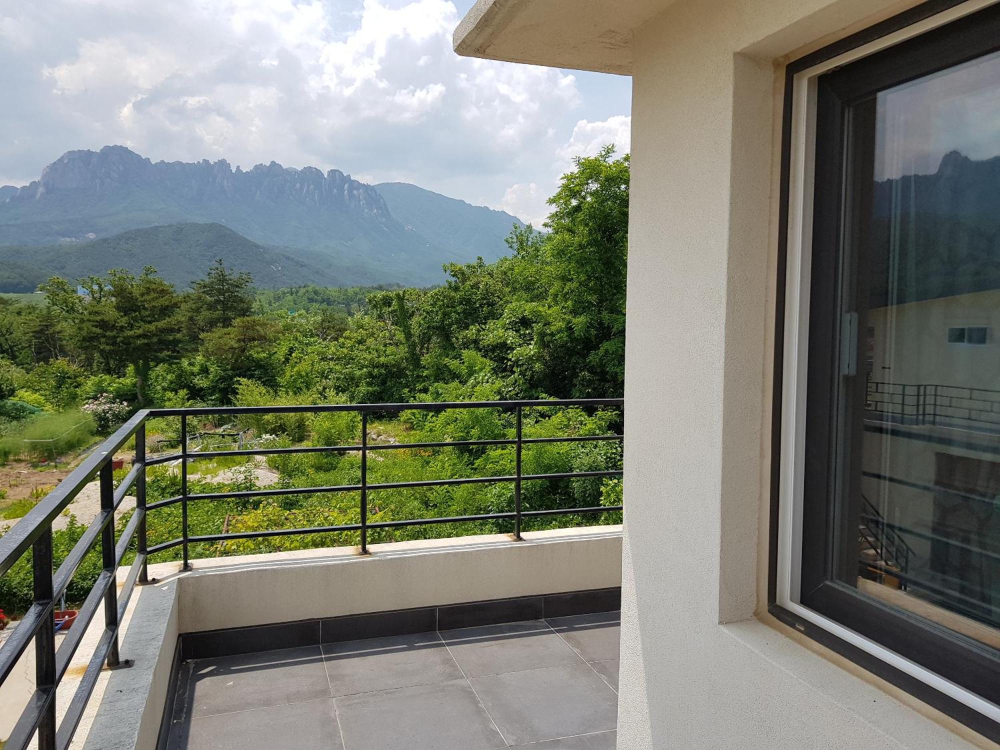 Gilson Guesthouse Sokčcho Exteriér fotografie